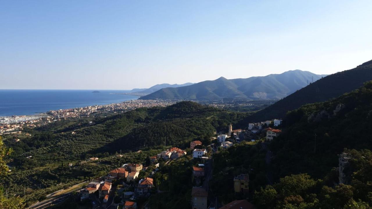 B&B Tra Cielo E Mare Pietra Ligure Extérieur photo