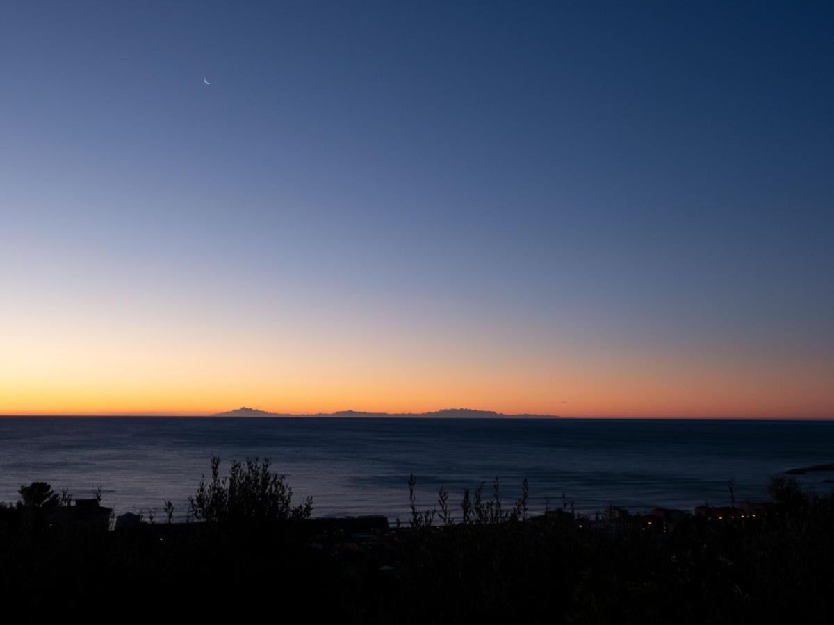 B&B Tra Cielo E Mare Pietra Ligure Extérieur photo